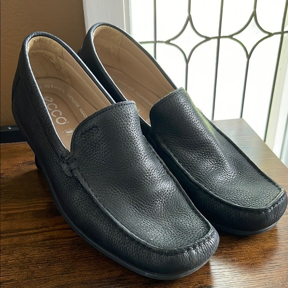 ECCO Men's Moccasin Leather Slip-Ons - Picture 1 of 7